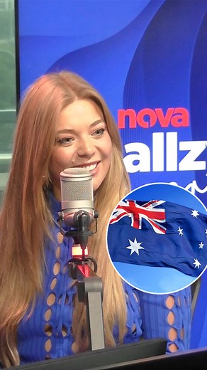 Aussie slang with the queen Becky Hill 🙌🏻🇦🇺 | Smallzy