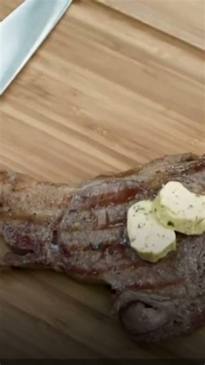 How to Use Garlic Herb Butter