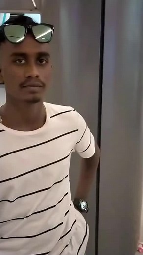 #anekee raja vanna valeree #fyp #lifechallenge #splitscreenchallenge #jevaa #putyoursomelove#slowmo