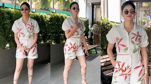 12K views · 147 reactions | SSR Last Movie Actress Sanjana Sanghi Looking Absolutely Stunning Snapped At Juhu #Sanjanasanghi | Varinder Chawla | Facebook