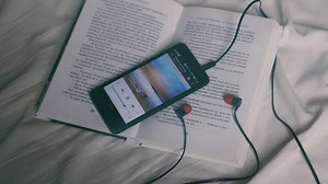 Lirik Lagu Beautiful Goodbye - Chen EXO