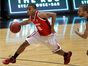 Express bring Darren Duncan back and add Mitchell Wiggins Jr. in trade