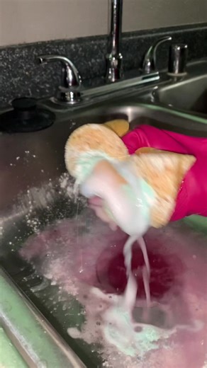 Its oct 3rd #fairyclean #cleaningasmr #cleantok