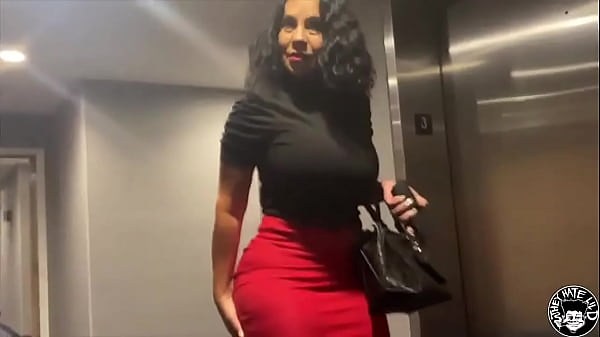 lil d stalks his thick ass professor ends up klappin pt1