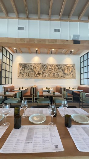 Sixty Vines #charlottenc Sixty Vines | Ashley Nez