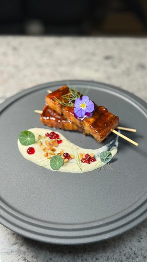 Glazed Pork Belly Skewers, Fennel Puree and Red Cabbage Caviar 💜 🌸 This is the tastiest mobile skewer on the go and you can’t fault the delicious glaze so delicious and glossy like my lips 💋 Sauce is a reduction of beef stock, soy, brown sugar babe (D’Angelo Voice), star anise (my fave), cracked pepper and a dash of balsamic vinegar to pucker you up. A fennel puree, browned in the pan with garlic then cooked in vegetable stock before a quick puree to smooth things over. Toasted pine nuts and 