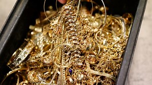 Man in UP's Hardoi finds Rs 25 lakh treasure while digging home foundation. But he can't keep it