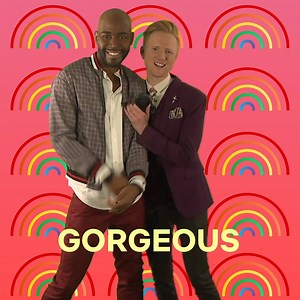 Brighton, prepare yourself for a weekend of sun, sea and Spears!❤️💛💚💙💜 | Netflix