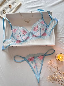 [Hot Item] Mujeres Hermosas Lenceria Bralette Set Vintage Langery Sexy Underwear Bra Set Sexy Italy Cute Girl Lingerie for Women