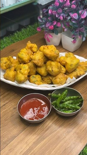 Gol Bhaji Recipe || गोल कांदा भजी || #golbhaji #kandabhaji #bhaji #bhajiya #golkanadabhaji #shorts