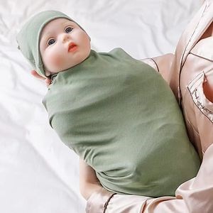 [Hot Item] OEM Service Cute Dots Style Baby Bamboo Fiber Infant Blanket