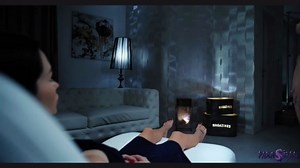 Alien Parasite Controls The Minds of Lesbians And Drive Them Into A Nasty Play