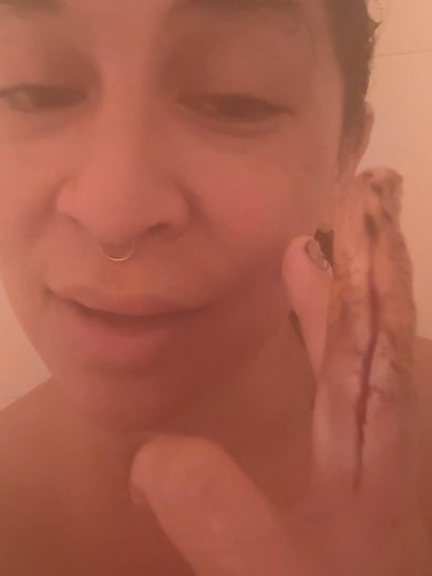 Update on my finger #infected #beesting #beestinginfection #shower #cleaningoff #openwould #antibacterialsoap | Skye Amber Sweet