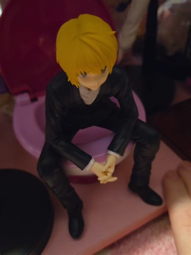 🪽 saying goodnight to my anime figures —♡ || #sanrio #coquette #animeroom #chobits #fyp #pink #cutesetup #cutecore🎀🦴🍮🐾 #cutecore🍮🐇🎀🎧 #cutecore🐾🦴🎀🍮 #cutecore🌸🎀 #cutecore #cute #kawaii #jojifuku🎀🍭🍮 #jojifuku #anime #hunterxhunter #fullmetalalchemist