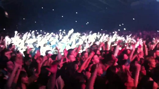 Heeeeee mi amor ! C est une mise à Mort ! Lyon merci ! A demain Beziers! | Sexion D'Assaut