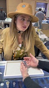 6.8K views · 52 reactions | Negotiation on a brand new Rolex Pepsi with my neighbor ‍♀️!! ⌚ What do you think about this luxury timepiece? Share your thoughts below! #watches #luxurywatches #women #neighborlydealsUSA #UKLuxuryLife | Watchbyjuls | Facebook