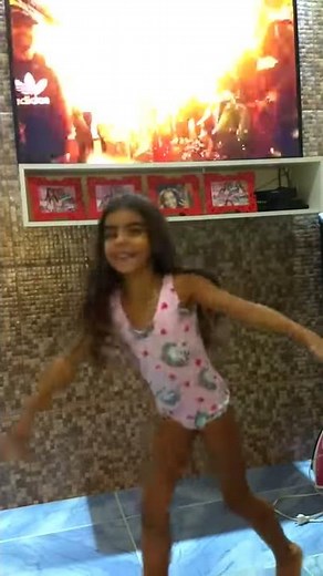 DANÇANDO INDECENTE ANITTA