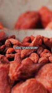 🍵 Refresh Your Wellness with Dandelion Wolfberry Tea by Dandy Superfoods! Experience the perfect blend of dandelion and wolfberry, crafted to support your body's natural detox and energy balance. Elevate your daily routine with every sip of this antioxidant-packed herbal tea. 🌿 Your journey to vitality starts here! | Dandy Superfoods