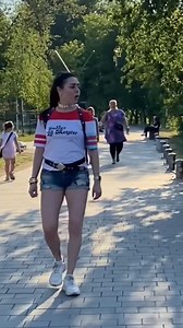 Blind bodybuilder surprised girls #reels | Xbox720