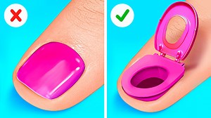 💖Adorable Miniature Cardboard Crafts 📦 DIY Hello Kitty Phone! Top Parenting Hacks by 123 GO! 🎀📱 | 123 GO