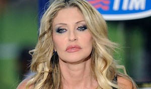 Paola Ferrari incidente in vacanza: non riesce a guarire [FOTO]