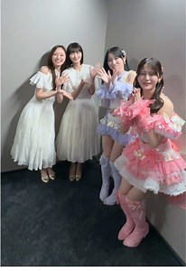 ＝LOVE 髙松瞳・野口衣織と階段駆け上がり