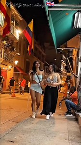 Columbia street walking sexy girls #Latin #America #sexy | Nachtleben,Nightlife, الحياة الليلية