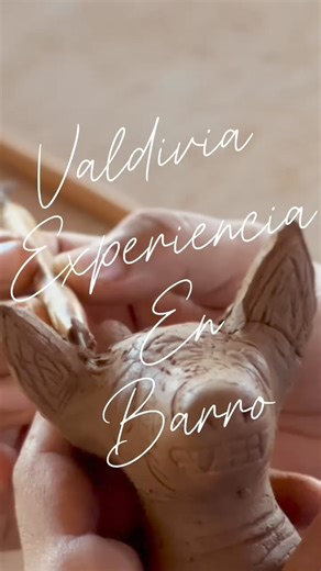 1.5K views | Prefectura Santa Elena Informa ¡Provincia de Santa Elena cuna de la ancestralidad! Una opción para que nuestros queridos turistas visiten y puedan tener una experiencia artesanal, sintiendo en sus manos el barro, pintando, y viendo como se cocen en el horno sus artesanías, gracias al trabajo de Arte Orrala en la Comuna Valdivia. ➡️https://www.facebook.com/share/r/nNomipYM6DyERrET/?mibextid=Cx5MWH | ESTV Canal Peninsular | Facebook