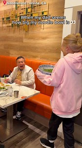 My dad reacts to my big noodle bowl 👀 | Raìna