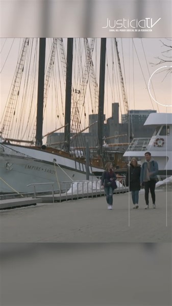 #DOCUMENTAL🎬 | ¿Buscar refugio en otro país para poder tener derechos? Conoce el documental que acerca la historia de mujeres de Arabia Saudita que huyen de su país. ⏰22:00 H. 📲 WWW.JUSTICIATV.MX | Justicia TV