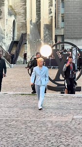 #Felix ในงาน LV 🤴👑LOUIS VUITTON PRINCE ✨ Felix looking exquisite as expected #Felix #FELIXxLouisVuitton #FELIXxLVCRUISE25 #FELIXxLVCRUISE26 | โอปป้าซารางเฮ