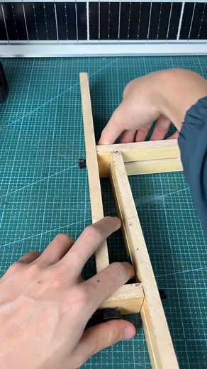 1M views · 8.4K reactions | Đóng khối pin 12v lưu trữ dùng quạt tích điện và wifi không lo mất điện | Công ty pin lithium chất lượng cao max cell | Facebook