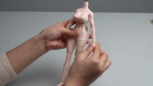 Fremego 1/6 Scale Female Super Flexible Seamless Figure 12inch Large Bust Normal Skin Muscler Female Figure Body with Detachable Feet Miniature Action Figure Doll