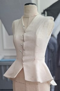 270K views · 7K reactions | Tutorial baru, hapy watching  #sew #sewing #sewtutorial #sewtips #sewproject #sewingtips #sewingproject #sewingtutorial #jahit #jahitbaju #jahitbajusendiri #menjahit #penjahit #fashioncourse #fashiondesign #fashiontutorial #patternmaker #patternmaking #kursusmenjahit #lesmenjahit #kursusjahitsemarang #lesjahitsemarang | Cesaria Yudiyanti | Facebook