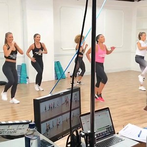 #TheHollywoodTrainerClub www.TheHollywoodTrainerClub.com and PopSugar Fitness collide for round 2! Our first collaboration was a “500Calorie Burn” 45min workout and it has reached #5MillionViews! I have received so many beautiful comments, messages, before and after photos and emails from people around the world who enjoy doing the “500Calorie” workout 2-3x a week that we have decided to collaborate with our friends at Popsugarfitness for another workout! Thank-you so much to everyone that has t