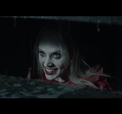 Kellyanne Conway Morphed Into Pennywise On 'SNL' And It's Terrifying