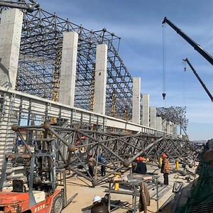 [Hot Item] Pre Engineering Factory Price High Quality Prefabricated Construction Steel Grid Structure