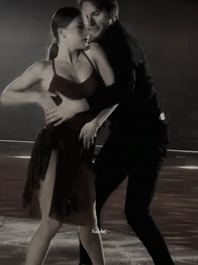 They're fire on ice!!! @Vasilisa Kaganovskaia 💋⛸️ 🔥❤️ The clips belong to the official TEAM.KAGANOVSKAYANEKRASOV page ♥️ #кагановскаянекрасов #kaganovskayanekrasov #максимнекрасов #василисакагановская #vasilisakaganovskaya