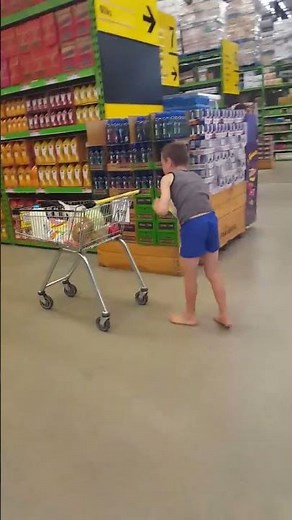 Barefoot people in NZ grocery store