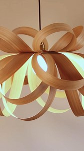Embrace simplicity and make a statement in your space with this expertly handcrafted Skipper Pendant. Create an open light that casts out and up, in a bright, bold contrast of light and shadow. Explore the Skipper Pendant range - tomraffield.com/collections/skipper-lighting-range | Tom Raffield