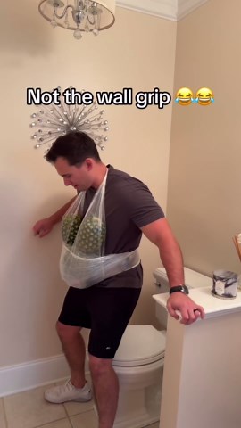 KELLY STRACK on Instagram: "Showing my husband what it’s like being 9 months pregnant 😂🤰✨ Inspired by @ownitbabe #reels #funny #pregnancy #pregnant #pregnancychallenge #husband #humor #husbandpregnancychallenge #9monthspregnant #parents #motherhood"