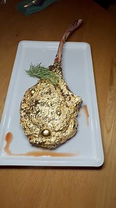 24k Gold 2lb Tomahawk Steak! 🤤🥩✨ #steak #24karatgold #tomahawksteak | Foody Fetish