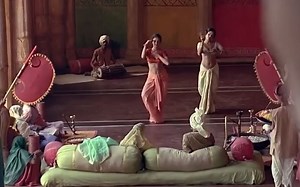 Kama Sutra_ A Tale of Love (1996) femslash - Maya x Tara 欲望和智慧 Indira Varma x Sa