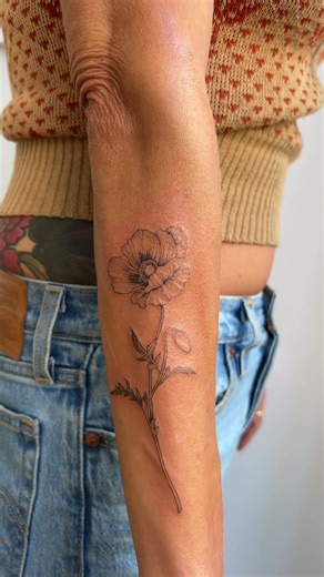 Poppy Flower Tattoo Designs and Ideas