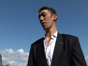 World's tallest man crowned in London