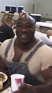1.6M views · 21K reactions | Doug Hutchison’s Surprising On-Set Joke with Michael Clarke Duncan On The Green Mile set, Doug Hutchison once greeted Michael Clarke Duncan—fully in John Coffey mode—by jokingly calling him “Ving Rhames,” then launching into a shockingly accurate Coffey impression. Some saw it as playful, others thought it crossed a line. Either way, it’s a wild behind-the-scenes moment from a modern classic. | Did You Catch This? | Facebook