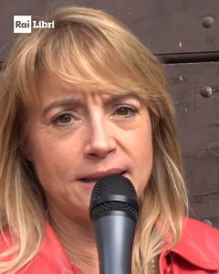 Che cosa rese i Templari vulnerabili e per quale motivo vennero fatti cadere? "L’idolo dei Templari" di Barbara Frale, un romanzo storico ambientato tra Londra e la campagna inglese è in vendita nelle librerie e negli store digitali ➡ bit.ly/3CUqjkU #RaiLibri | Rai Libri | Facebook