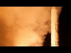 Frog Photobombs NASA LADEE Rocket Launch To The Moon!