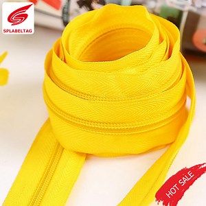 [Hot Item] PVC Puller Rubber Zipper Pulls Plastic Zipper and Slider
