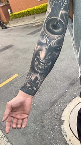 Proyecto de brazo completototalmente cicatrizado.Uno de los objetivos más importantes de mi trabajo es lograr la mejor saturación del pigmento después de que el tatuaje está curado, he logrado mejorar cada vez más mis resultados gracias a la implementación de @tattoovision_on en todos los tatuajes que realizo.Mi prioridad siempre serán mis clientes y que el tatuaje que tienen en su cuerpo siempre sea algo de lo cual sentirse orgulloso, algo que les pertenezca a cada uno de ellos y sobre todo que